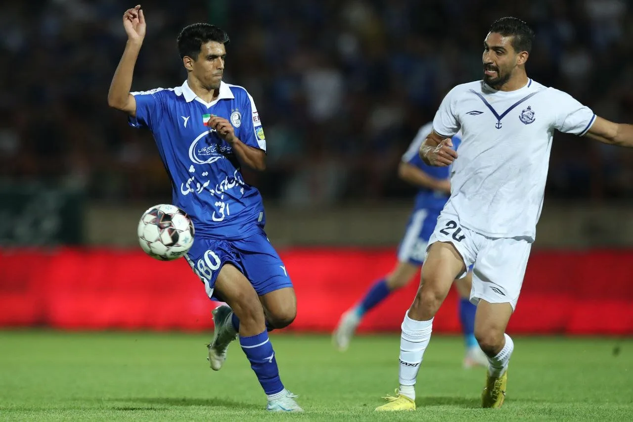 فینال جام حذفی؛ استقلال به دنبال عبور از پرسپولیس/ قو