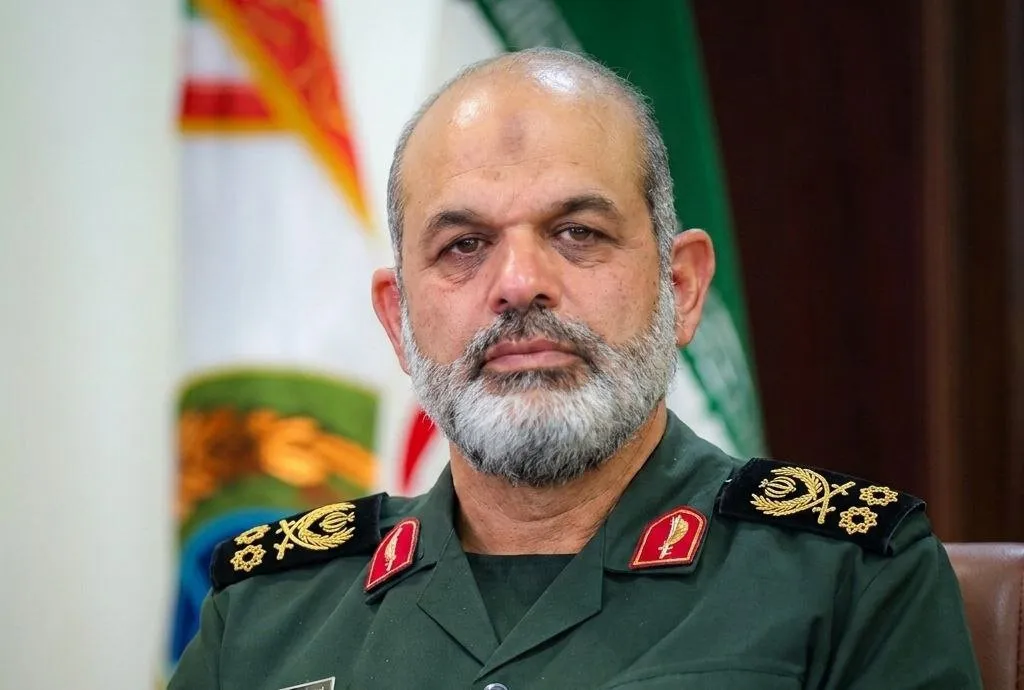 پیام جدید فرمانده کل سپاه سرلشکر احمد وحیدی صادر شد پیام جدید فرمانده کل سپاه سرلشکر احمد وحیدی صادر شد